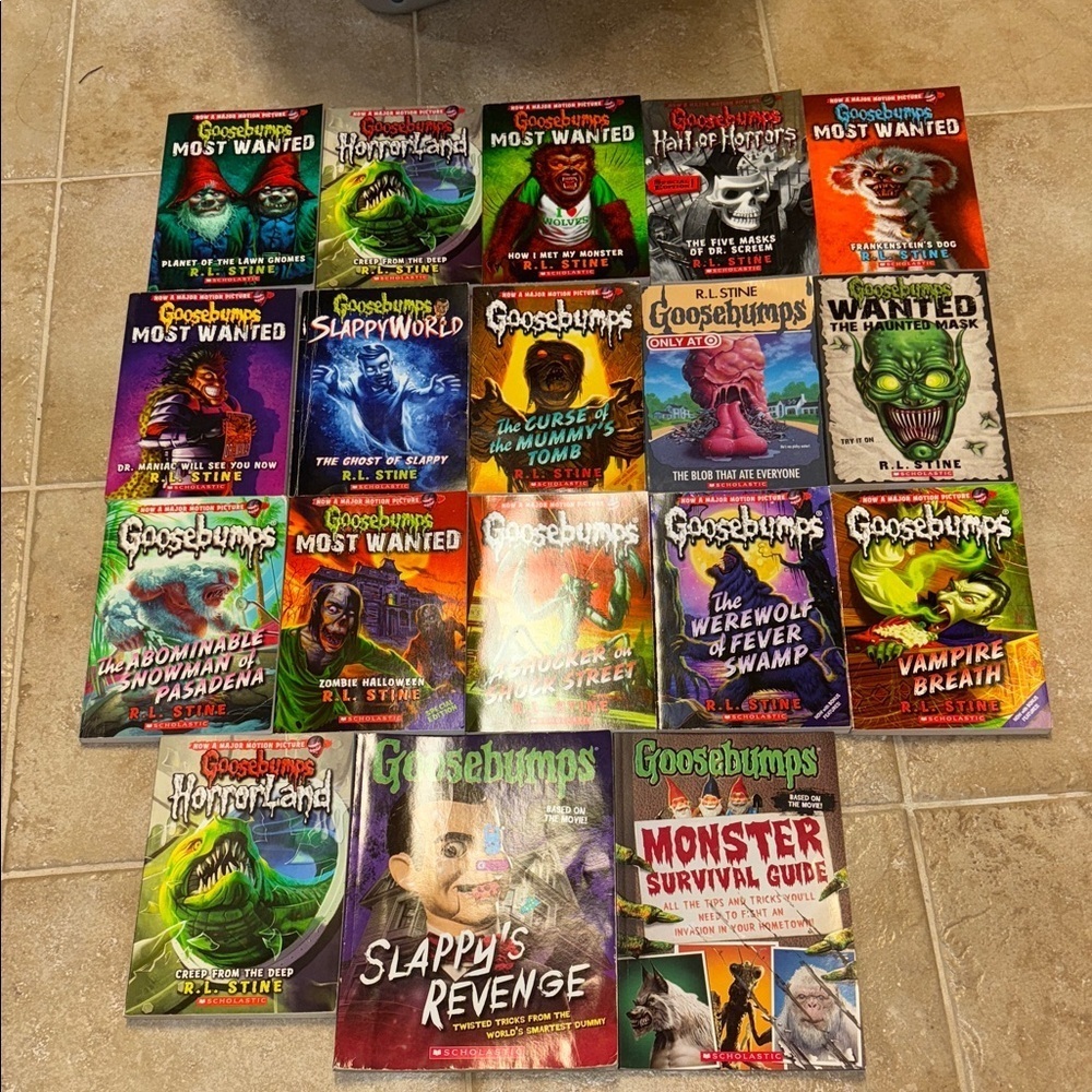 Scholastic books goosebumps series bundle of 18 paperback books most new!
